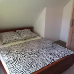 Nyaraló Na Mazurach -pieczarki Pozezdrze